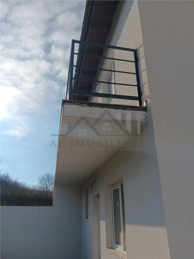 Mutare imediata! LIBERA - LA CHEIE Visani vila P+1 duplex la str. Principala - foto 16
