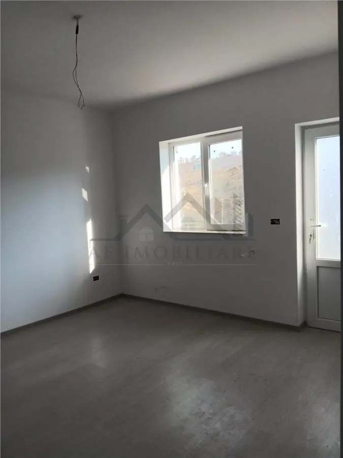 Mutare imediata! LIBERA - LA CHEIE Visani vila P+1 duplex la str. Principala - foto 9