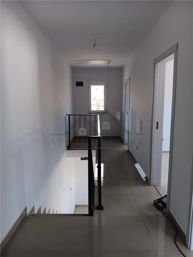 Mutare imediata! LIBERA - LA CHEIE Visani vila P+1 duplex la str. Principala - foto 10