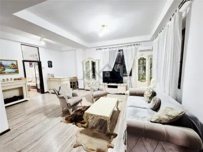 Casa tip duplex spatioasa cu garaj - foto 2