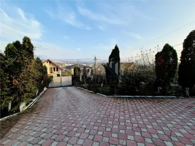Casa tip duplex spatioasa cu garaj - foto 16