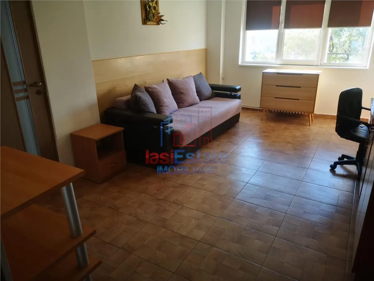 Apartment with 2 bedrooms for sale 45 sqm in Iasi, Podul de Fier area - foto 3
