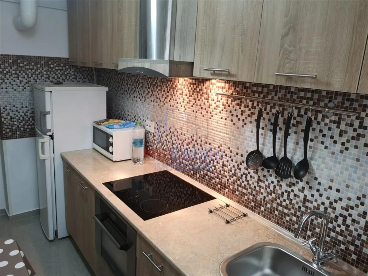 Apartment with 2 bedrooms for sale 45 sqm in Iasi, Podul de Fier area - foto 6