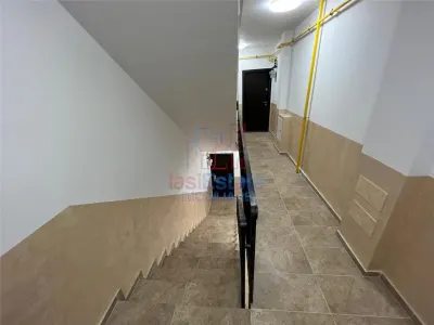 Apartament cu 2 camere decomandat, zona Capat Cug - foto 6