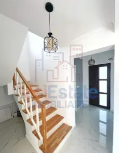 House / villa for sale 100 sqm in Iasi, Cug area - foto 6