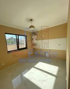 House / villa for sale 100 sqm in Iasi, Cug area - foto 7