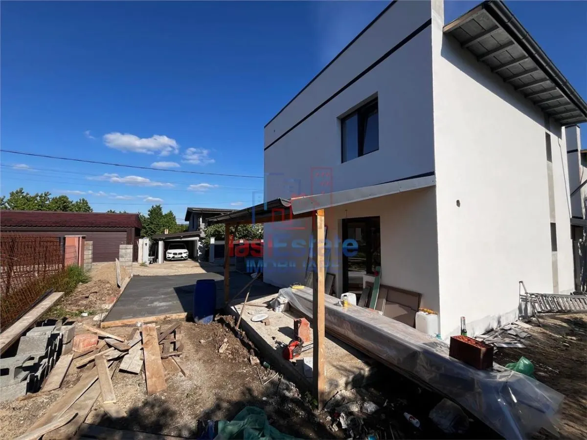 Casa cu 4 camere in Capat CUG - Lunca Cetațuii - foto 2