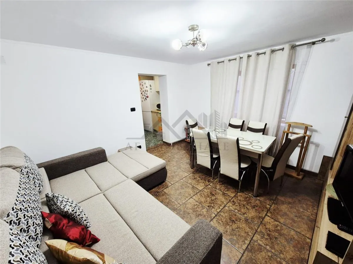 Casa de vanzare in Tatarasi - foto 8