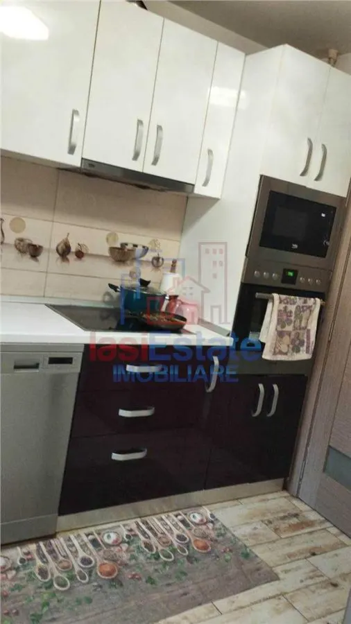 Apartament 3 camere Podu Ros - foto 4