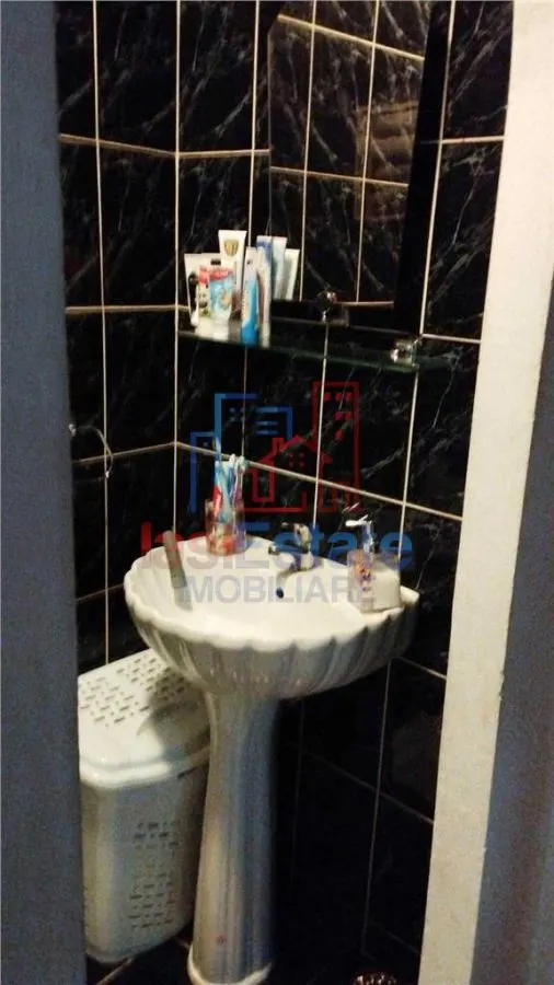 Apartament 3 camere Podu Ros - foto 7