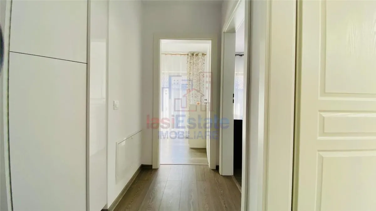 House / villa for sale 87 sqm in Iasi, Lunca Cetatuii area - foto 18