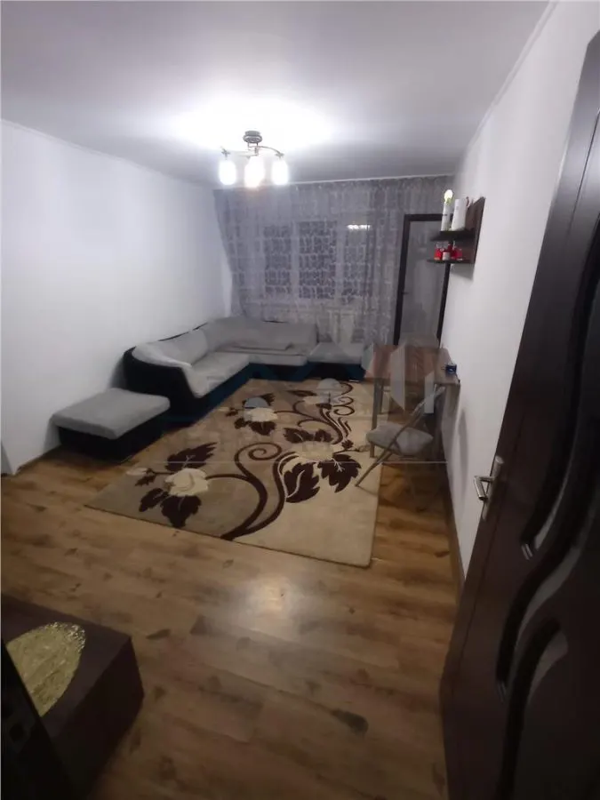 Podu Ros - langa Cresa si Scoala - Apartament 4 camere - foto 2