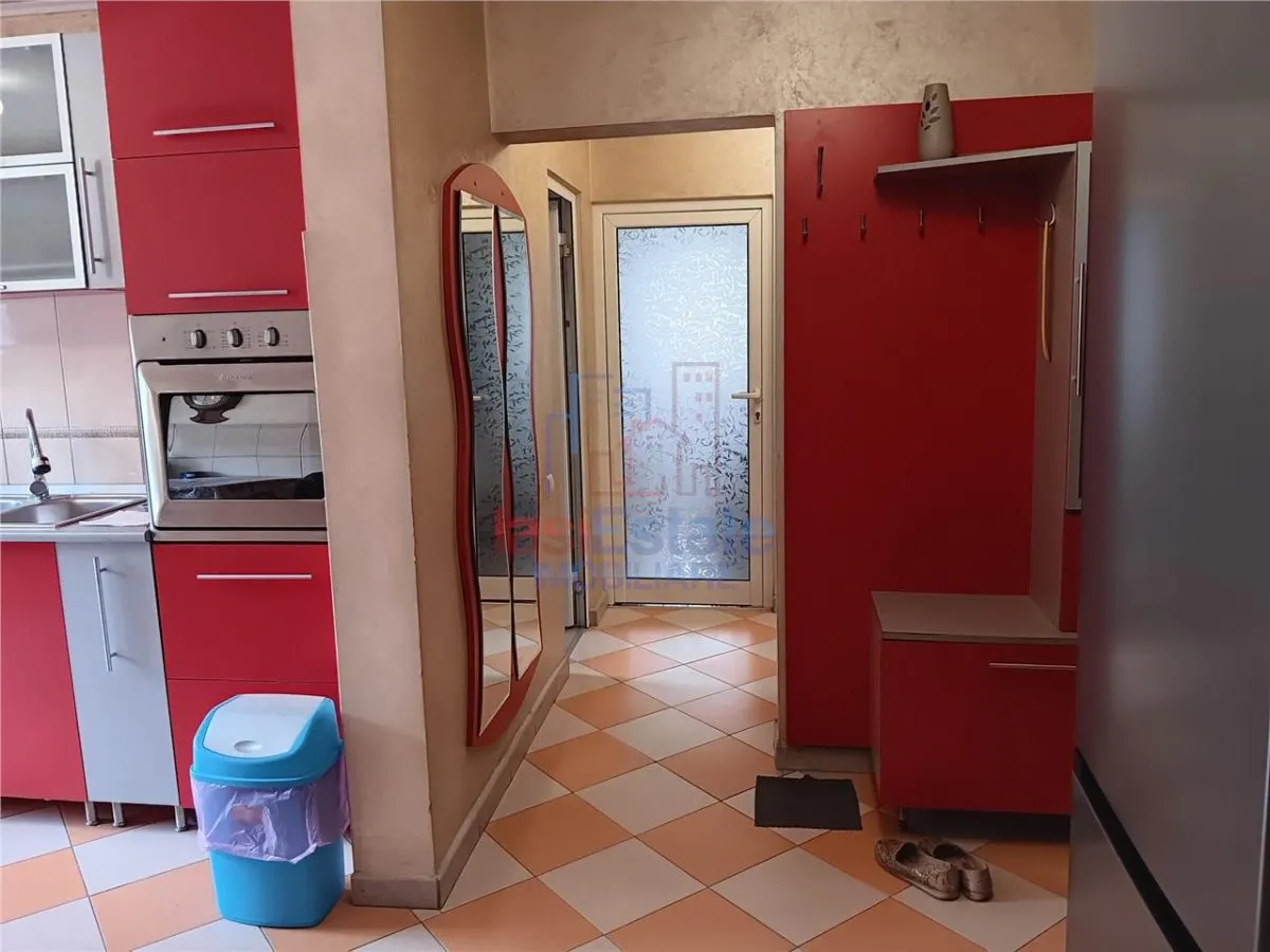 Zona Bd Poitiers Etajul 1 - Apartament 3 camere model mare - foto 1