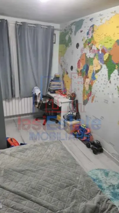 Apartament 3 camere zona Podu Ros - foto 3