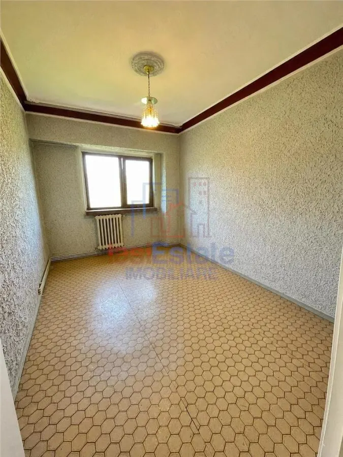 Apartament 3 camere zona Baza 3 - foto 3