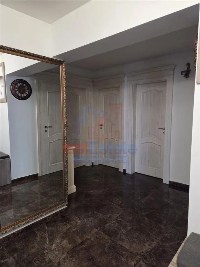 Apartament 3 camere zona cartier Nicolina - foto 7