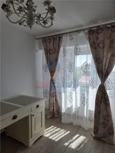 Apartament 3 camere zona cartier Nicolina - foto 9