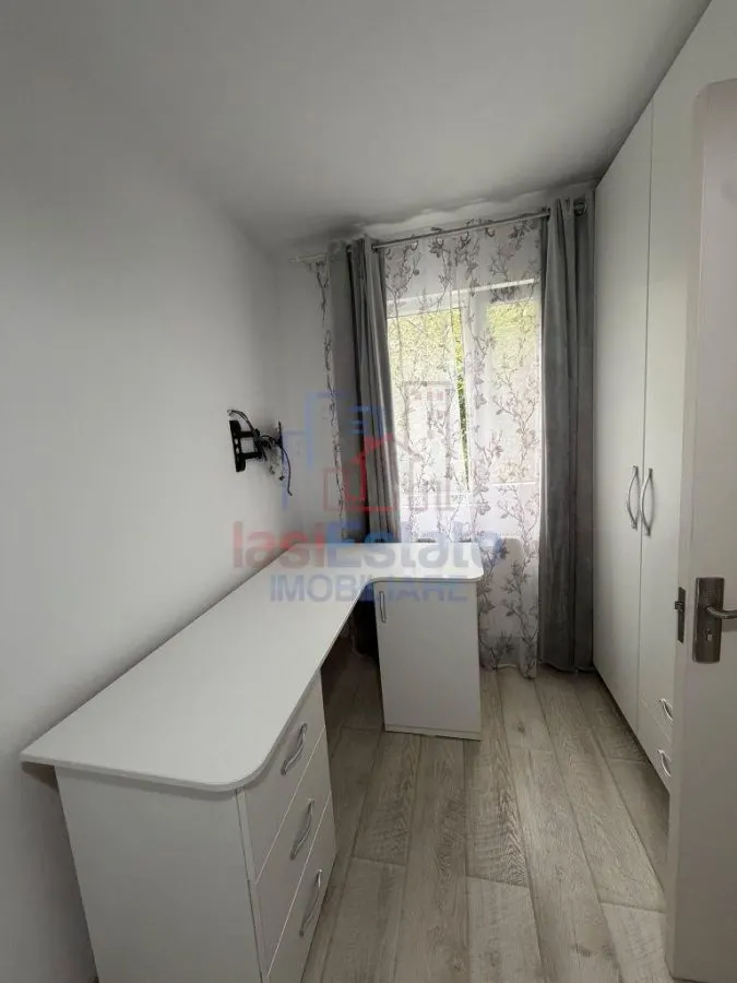 Apartament cu 2 camere de vânzare în Tătărași - etaj 1, centrală proprie, mobilat și utilat - foto 4