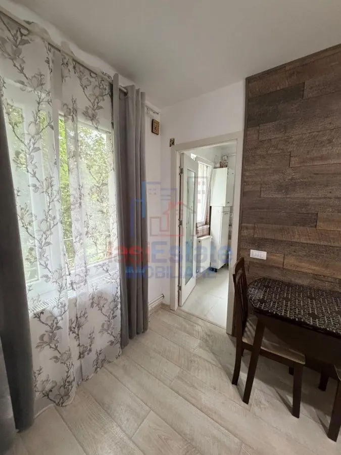 Apartament cu 2 camere de vânzare în Tătărași - etaj 1, centrală proprie, mobilat și utilat - foto 5