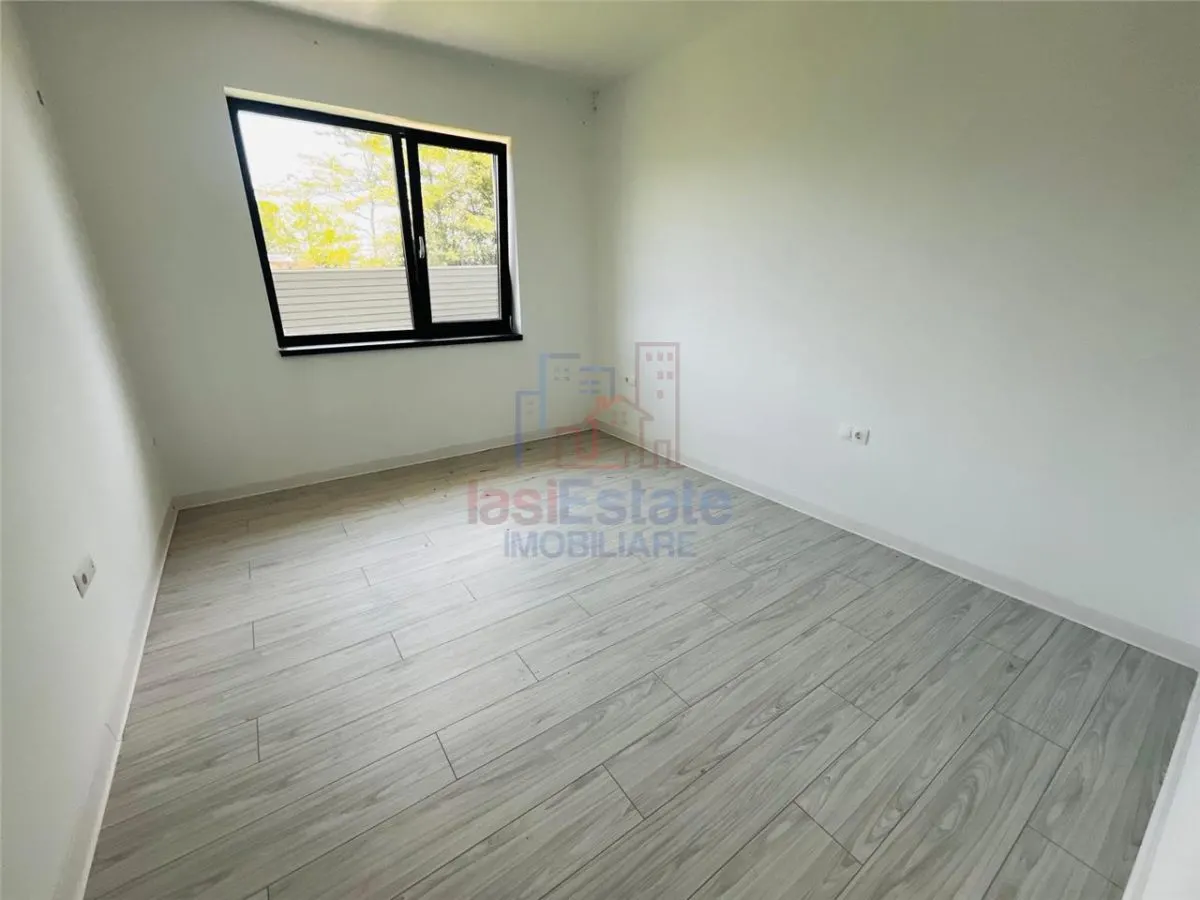 Casa cu 4 camere si 2 bai in Vorovesti - foto 5