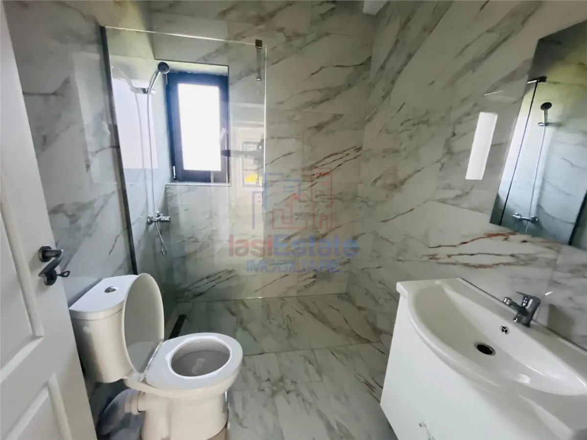 Casa cu 4 camere si 2 bai in Vorovesti - foto 8