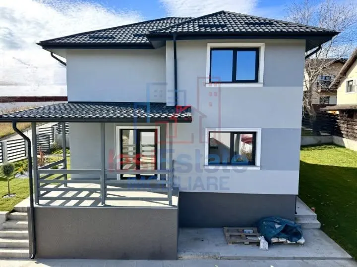 BECI ! ASFALT ! CANALIZARE! GAZON! Vila 4 camere Rediu - foto 1
