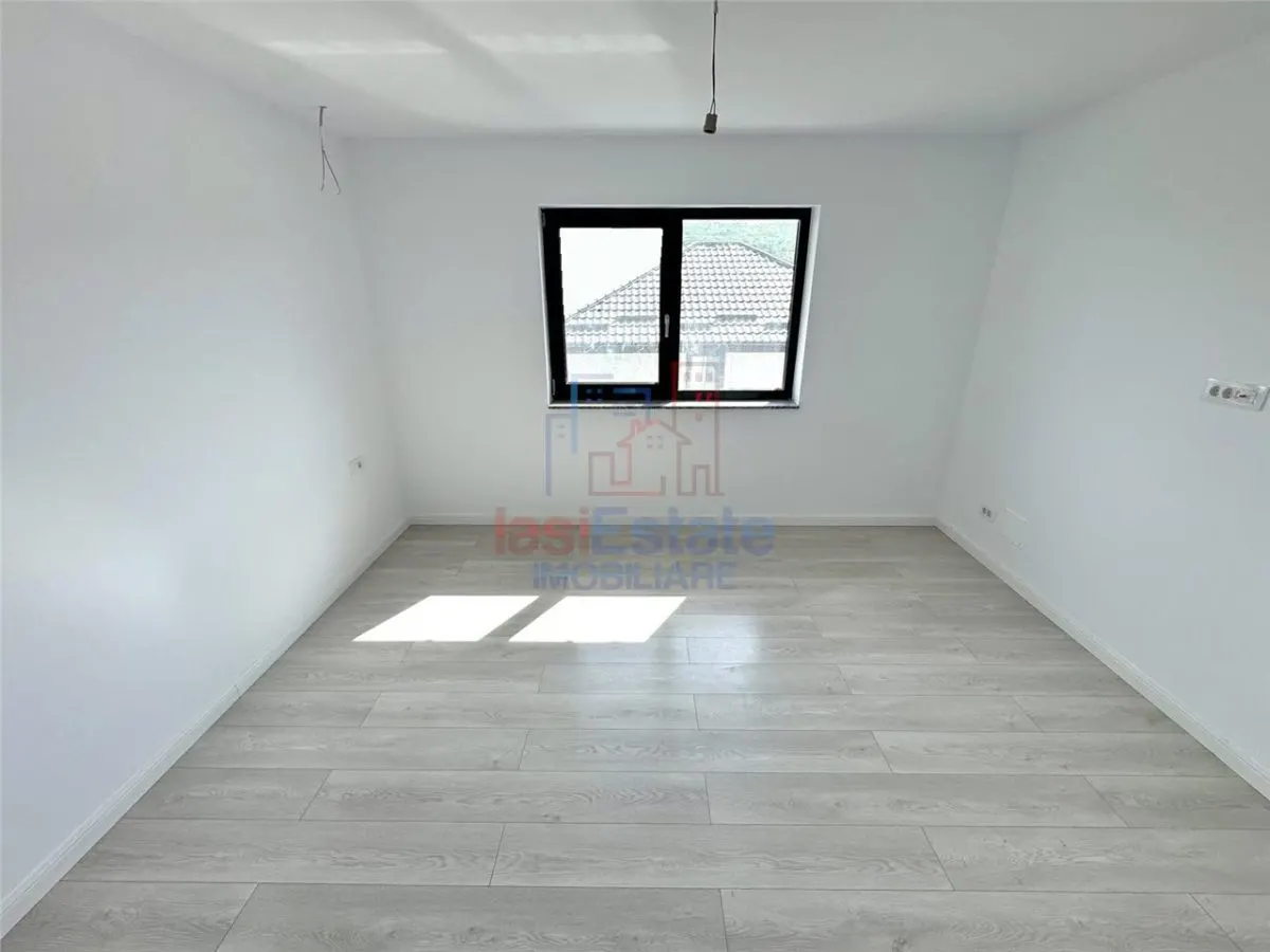 BECI ! ASFALT ! CANALIZARE! GAZON! Vila 4 camere Rediu - foto 9