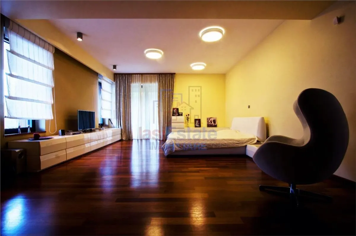 Proprietate rezidentiala premium de vanzare in Barnova-Iasi - foto 6
