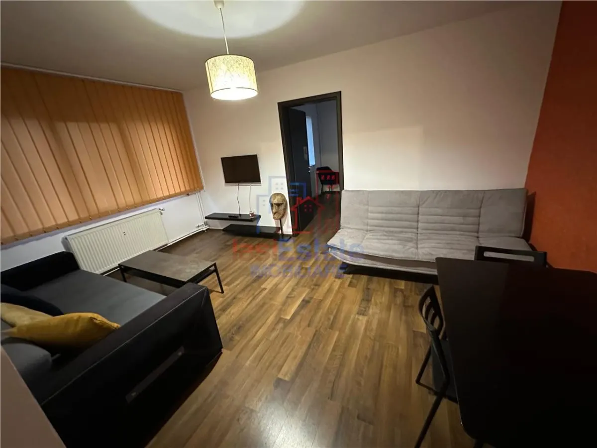 Apartament 2 camere Podu Ros - foto 1