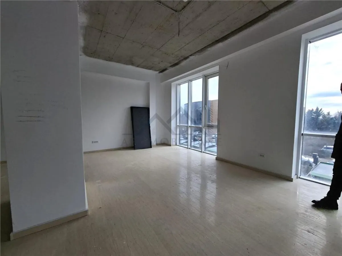 Inchiriere - Copou - Spatiu comercial 108mp Azimut - foto 14