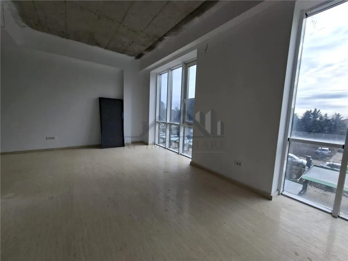 Inchiriere - Copou - Spatiu comercial 108mp Azimut - foto 8