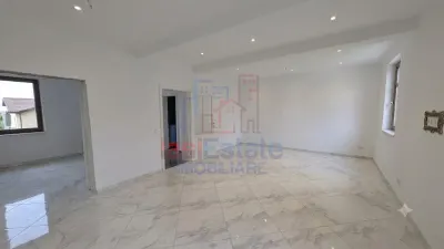 Vila triplex 4 camere si teren Barnova - foto 2
