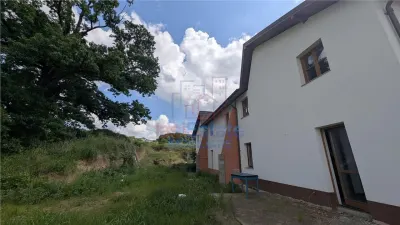 Vila triplex 4 camere si teren Barnova - foto 8