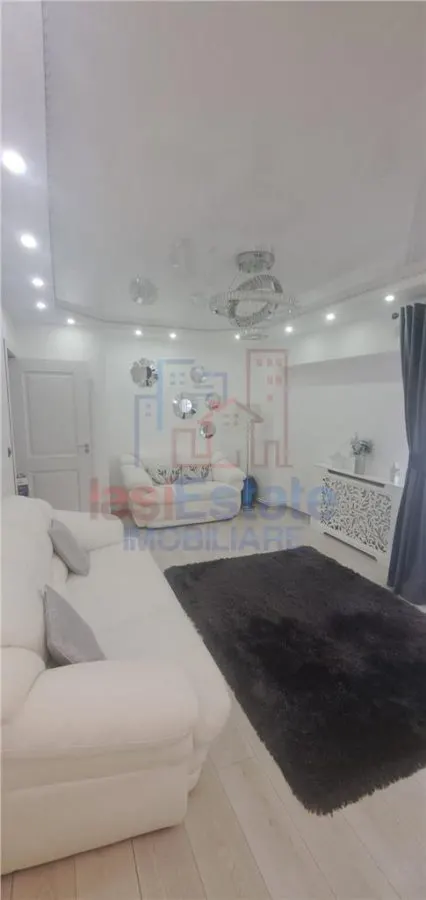 Apartament spațios cu 3 camere de vânzare în Nicolina - CUG | 82 mp | Decomandat | 2 băi - foto 1