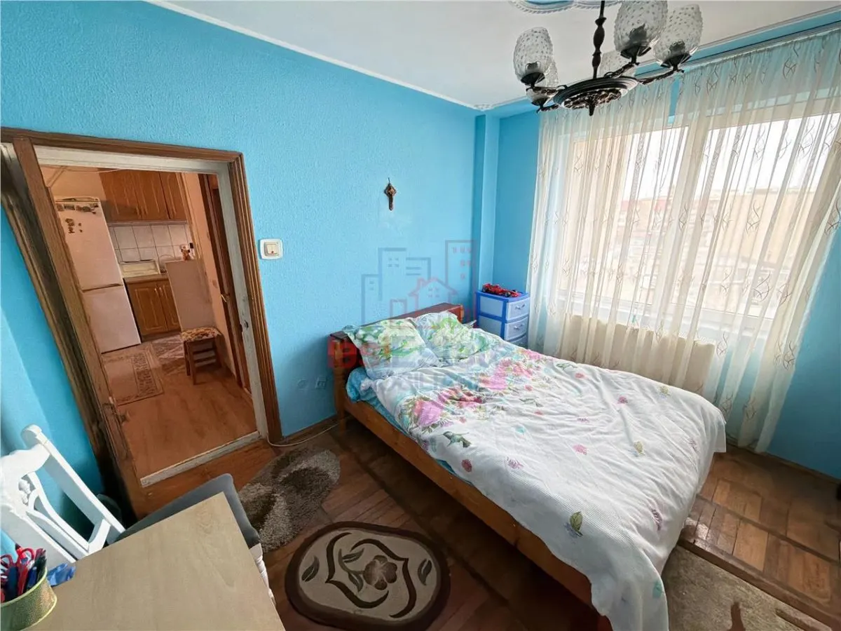 Apartament cu 2 camere decomandat langa hotel Roman - foto 3