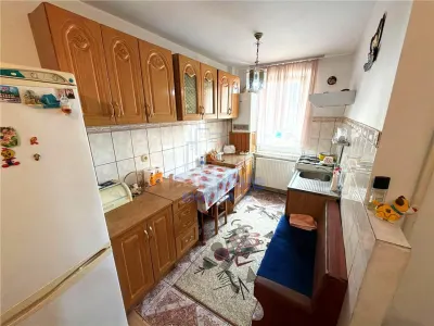 Apartament cu 2 camere decomandat langa hotel Roman - foto 6