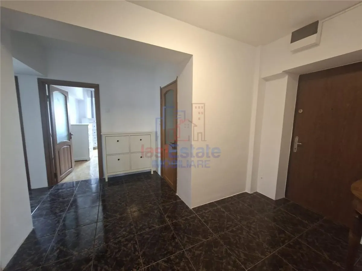 Apartament 3 Camere Centru - Spitalul Sfantul Spiridon - foto 2