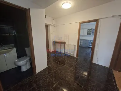 Apartament 3 Camere Centru - Spitalul Sfantul Spiridon - foto 4