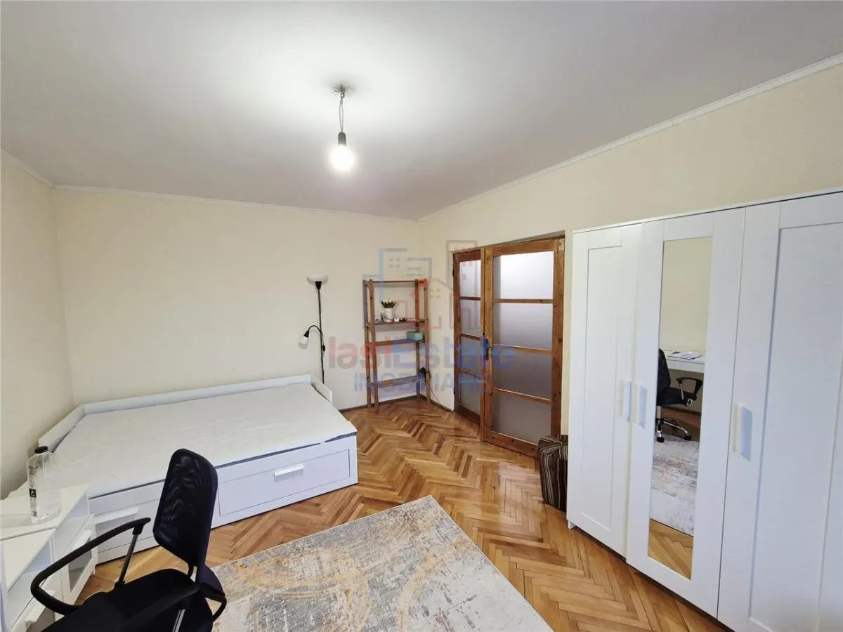 Apartament cu o camera de inchiriat - foto 3