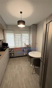 Apartament 3 camere, spațios, mobilat și utilat, zonă liniștită – Alexandru cel Bun - foto 5