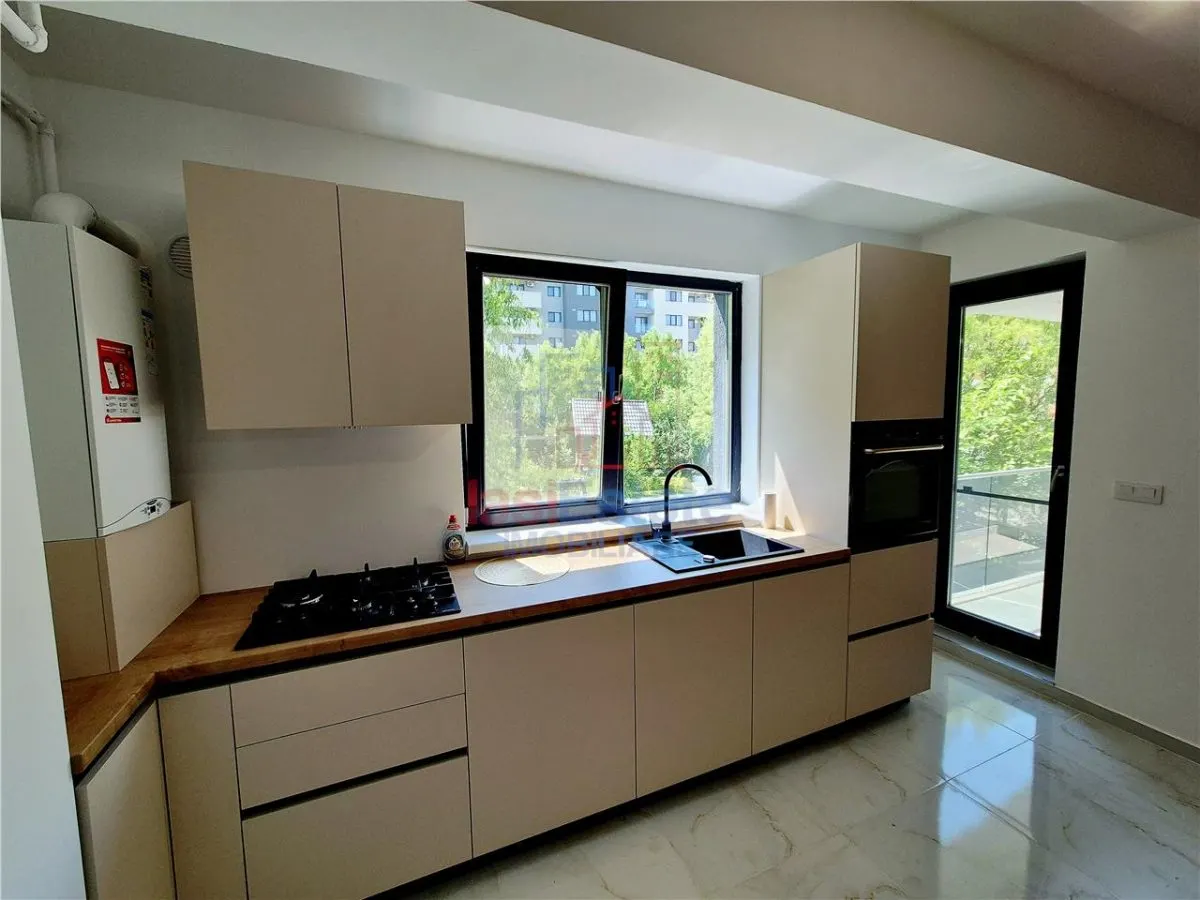 Apartament la prima inchiriere cu parcare inclusa - foto 4