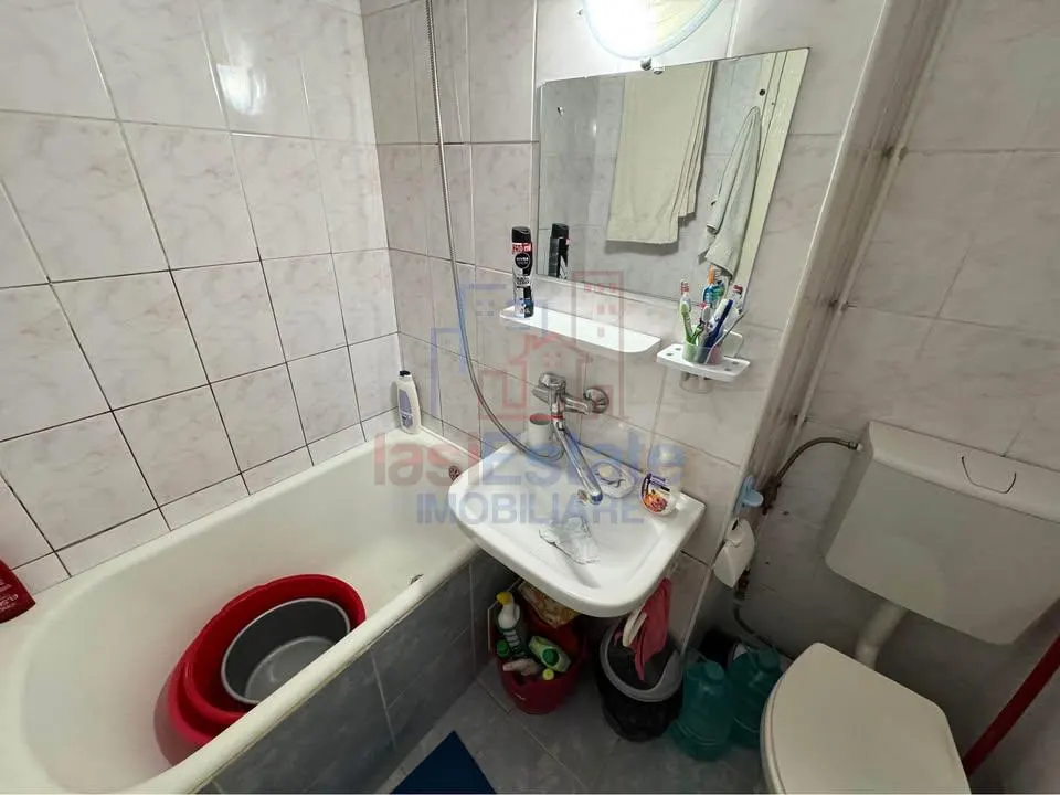 Apartament 2 camere in zona Tatarasi - foto 8