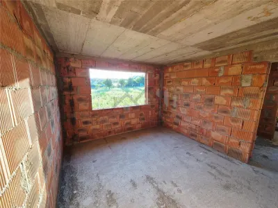Casa de vanzare cu priveliste frumoasa - foto 6