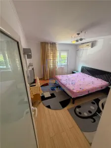 Apartament decomandat 3 camere - Iasi