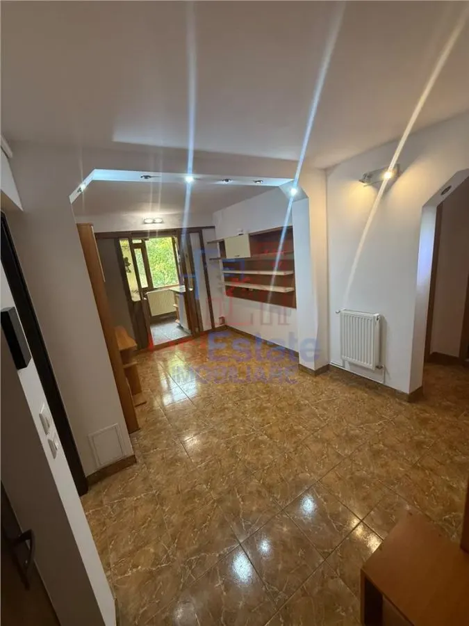 Rond Vechi - Nicolina Apartament 2 camere decomandat - foto 1