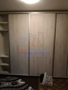 Apartament 2 camere decomandat, 52 mp, Nicolina - etaj 3, centrală proprie - foto 3