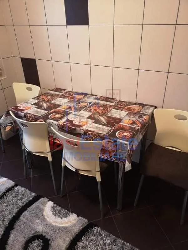 Apartament 2 camere decomandat, 52 mp, Nicolina - etaj 3, centrală proprie - foto 4