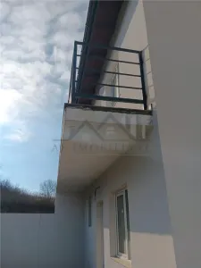 Visani, APARTAMENT 4CD la casa cu teren si toate utilitatile - Iasi