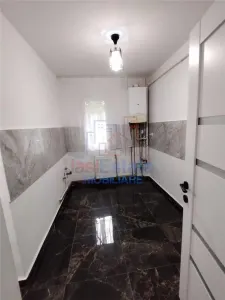 Apartament 3 camere zona Tatarasi - foto 6