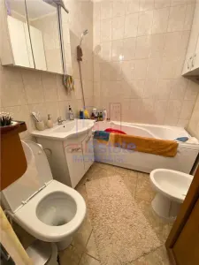 Apartament 2 camere zona Podu Ros - foto 8